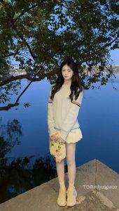 【在线看】抖音 关关雎鸠 岛遇 NO.014期 【17P】-秘语空间